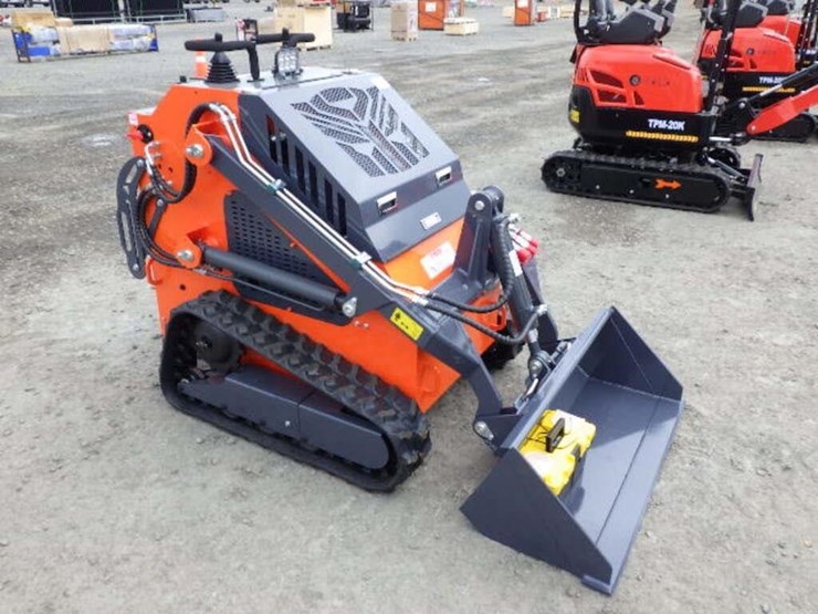 2026-tpm-t460-skid-steer-tracked-loader-image-4