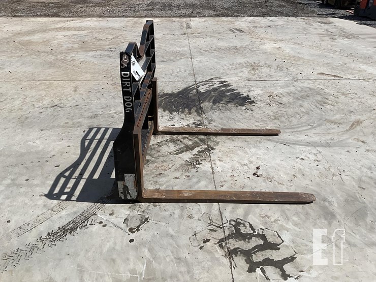 2018-dirt-dog-pallet-forks-image-3