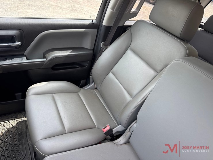 2017-chevrolet-silverado-1500-image-27
