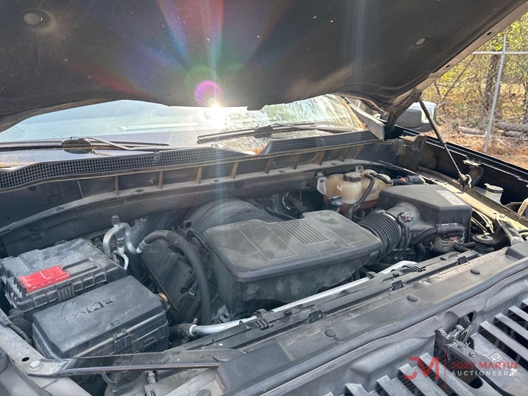 2020-chevrolet-silverado-1500-image-12