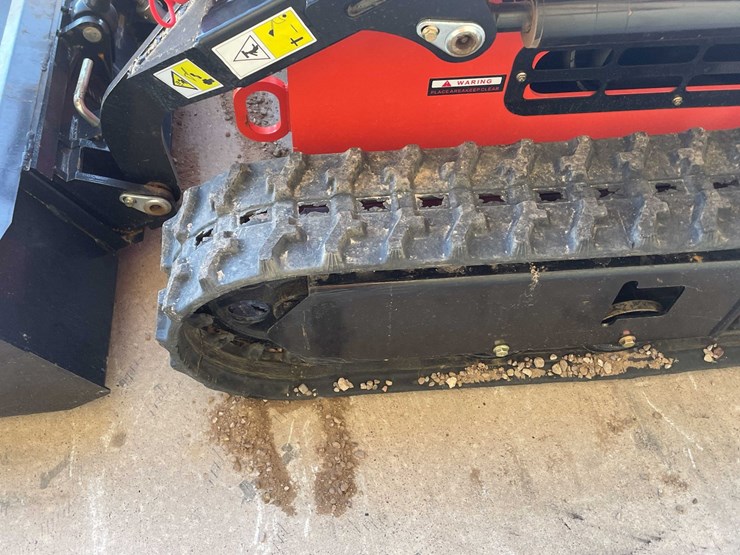 #252-•-mini-skid-steer-image-10