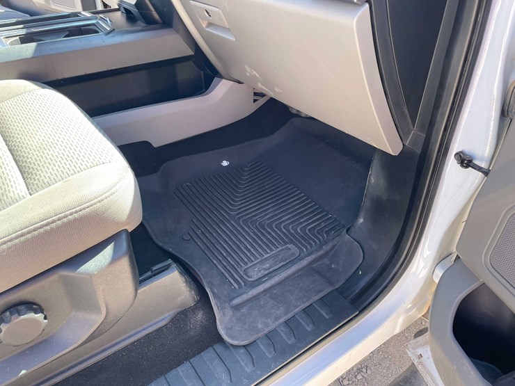2019-ford-f150-image-61