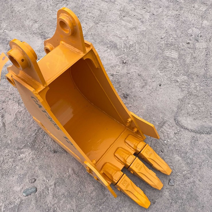 2026 CATERPILLAR 305