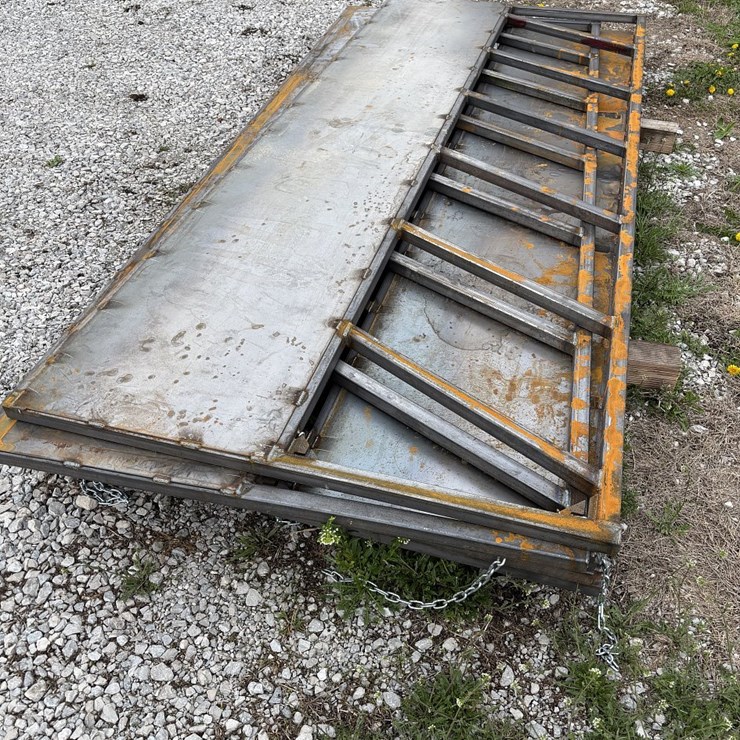 New/Unused 20' Feed Gate Panel