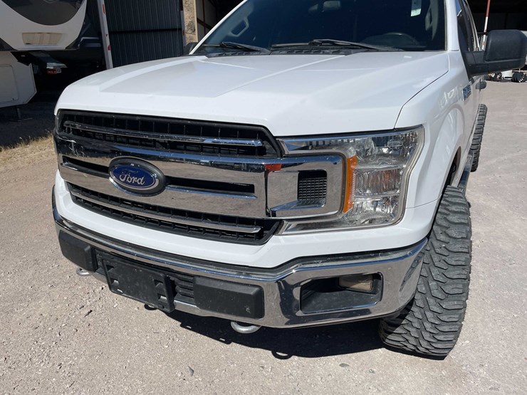 2019-ford-f150-image-24