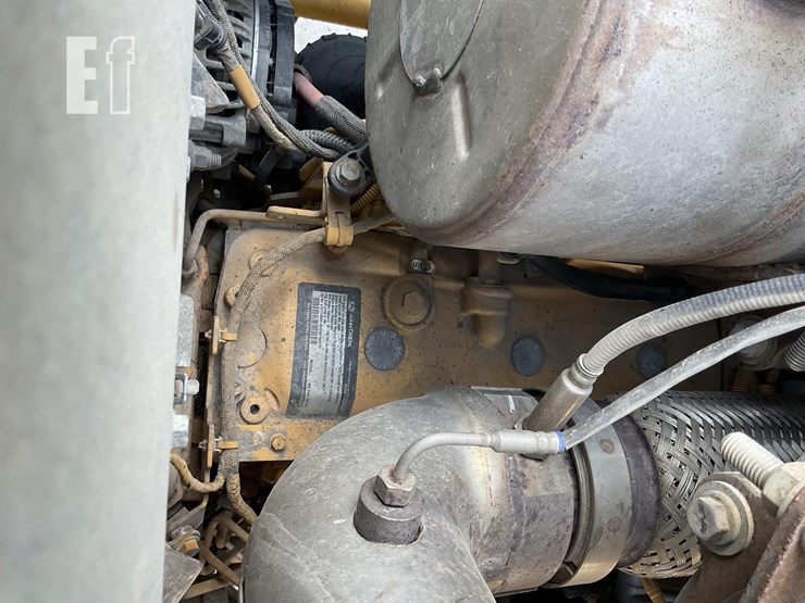 2016-deere-310sl-hl-image-19
