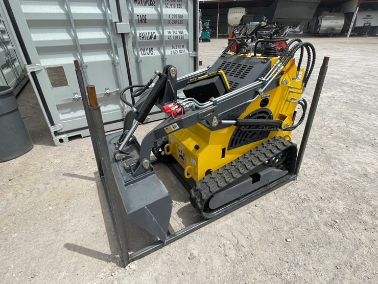 #3054-•-unused-2026-mini-skid-steer-loader-image-5
