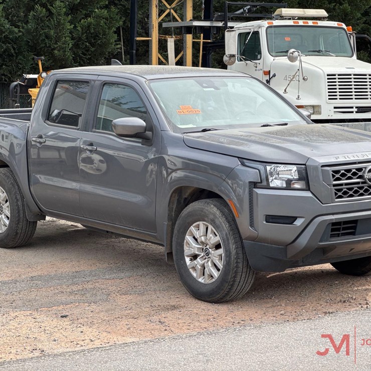 2022 NISSAN FRONTIER