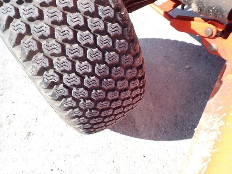 kubota-gr2100-image-37
