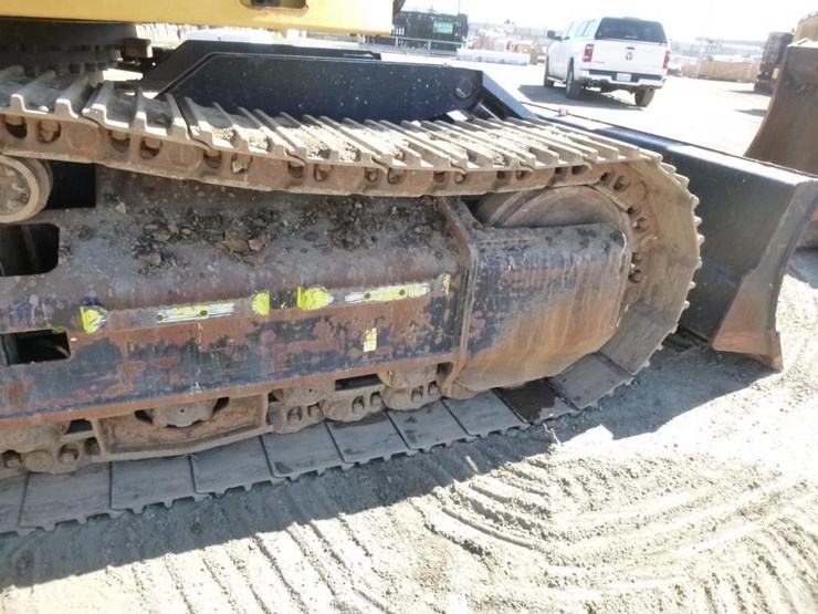 2019-caterpillar-335f-lcr-image-48