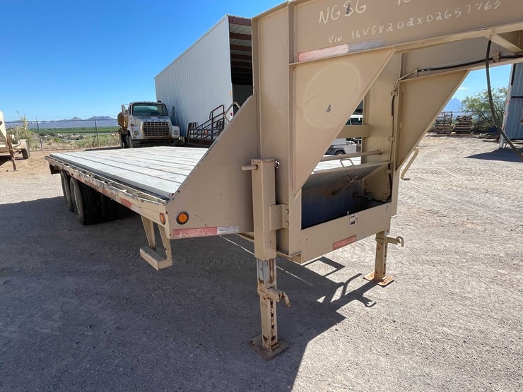 #158-•-2013-big-t-gooseneck-trailer-(has-nm-title)-image-15