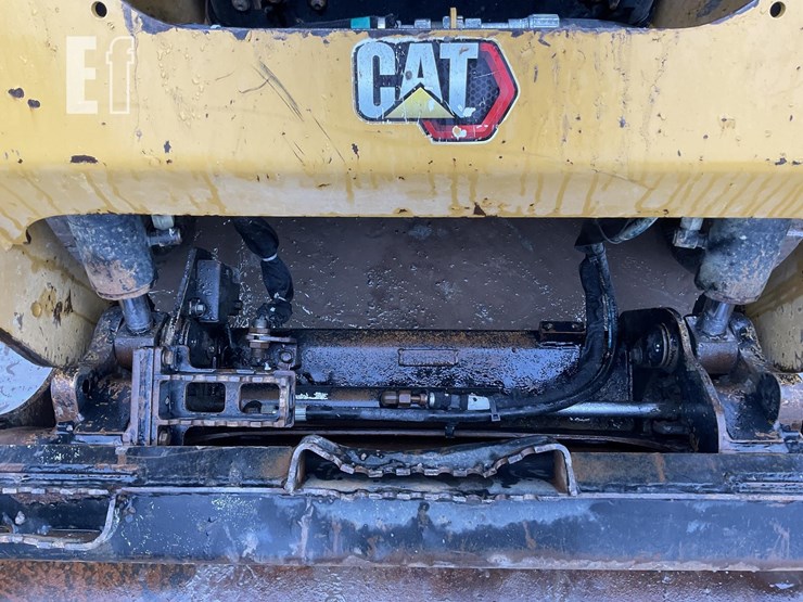 2021-caterpillar-259d3-image-11