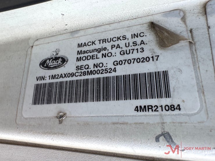 2008-mack-granite-gu713-image-45