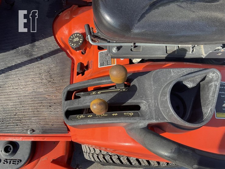 2015-kubota-bx1870-image-10
