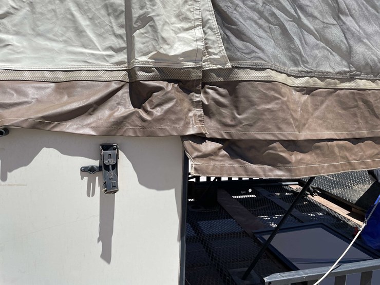 #171-•-2015-rockwood-hw-camper-(has-tx-title)-image-29