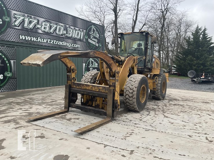 2015-caterpillar-938k-image-8