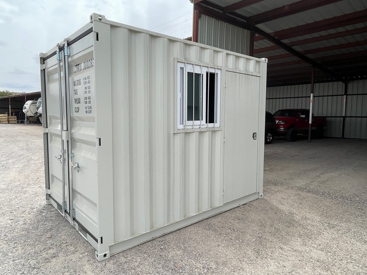 #111-•-unused-2026-storage-container-image-1