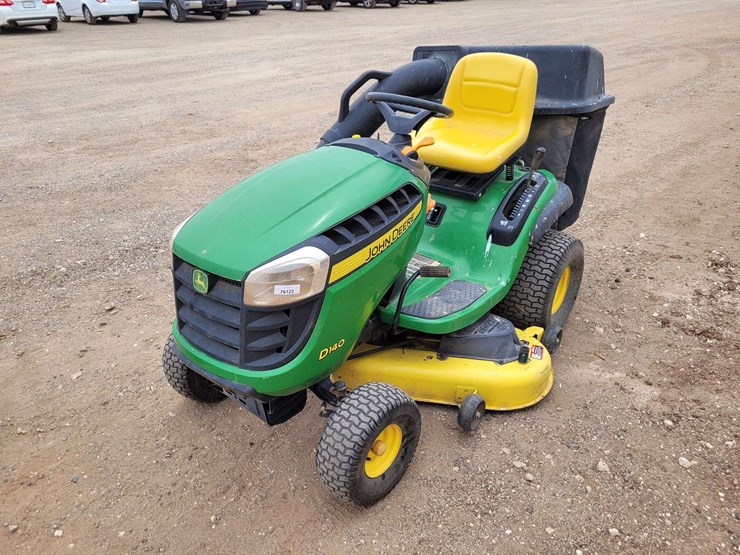 john-deere-d140-image-1