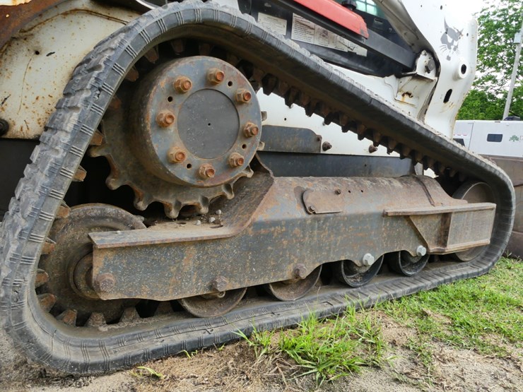 2016-bobcat-t650-image-5