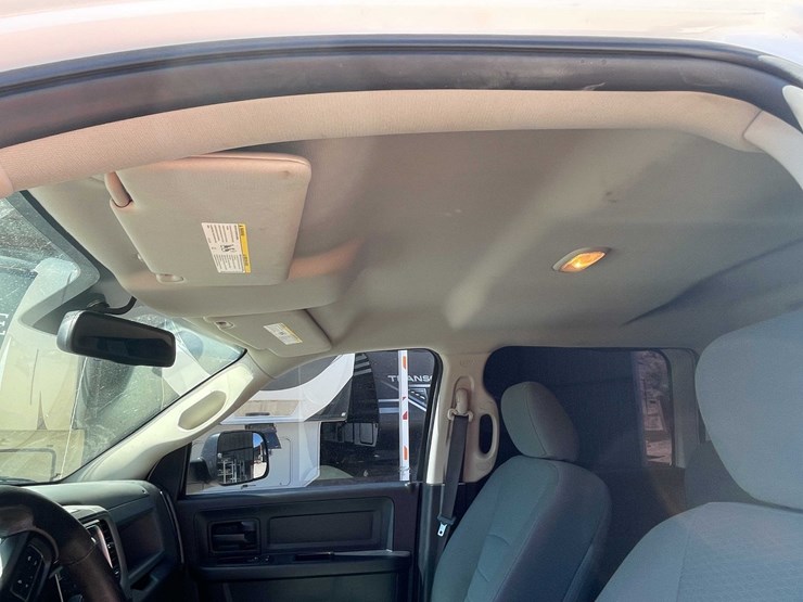2016-dodge-2500-image-50