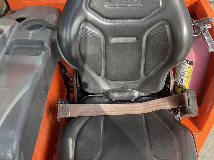 2021-jlg-g5-18a-image-11