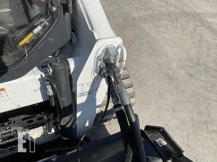 2023-bobcat-t870-image-13