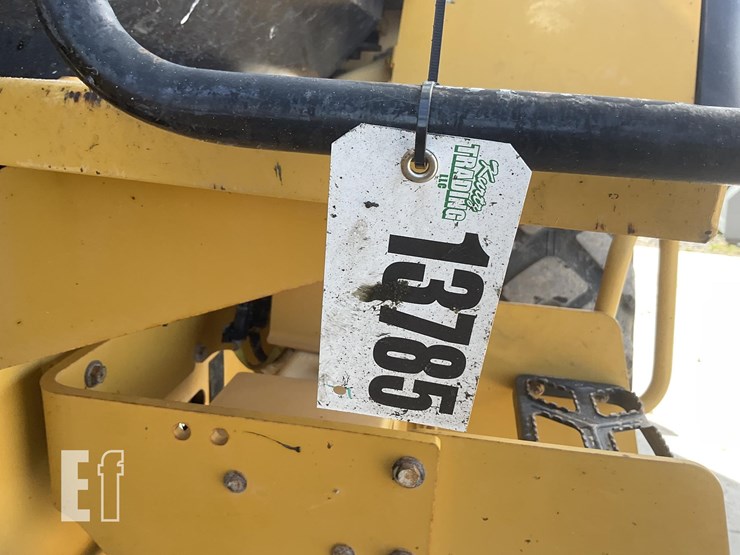 2017-caterpillar-926m-image-18