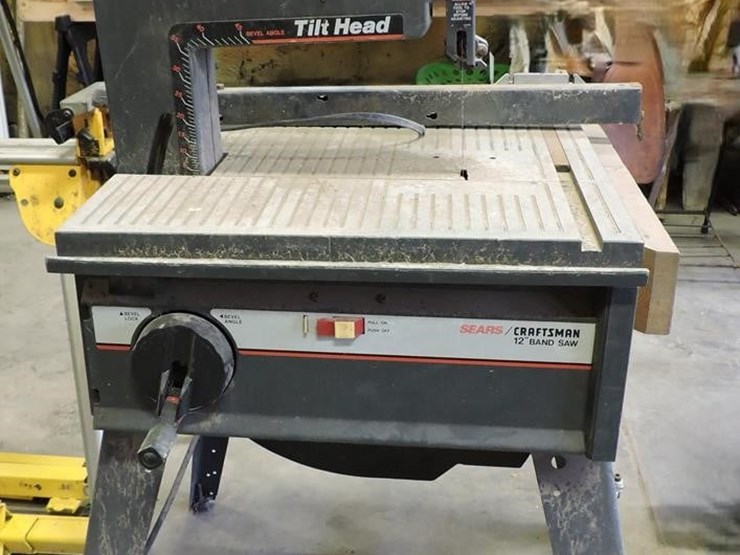 craftsman,-12”-two-speed-bandsaw,-working-image-1