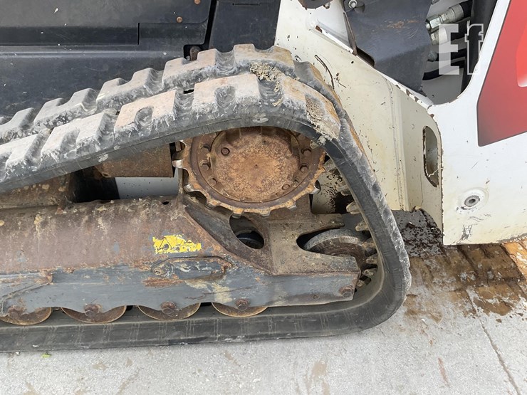 2022-bobcat-t64-image-9