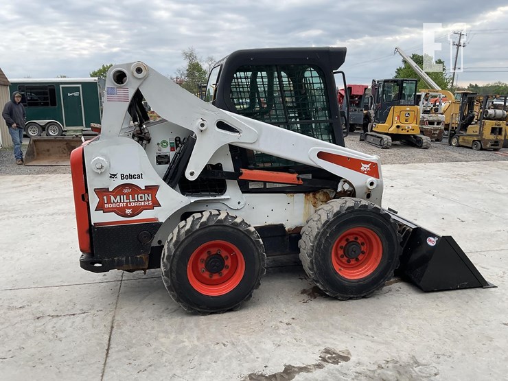 2014-bobcat-s650-image-5