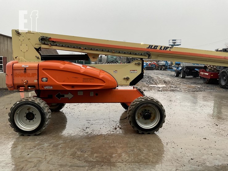 2015-jlg-m600jp-image-5