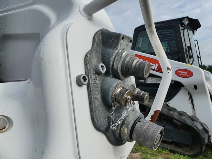 2024-bobcat-t86-image-12