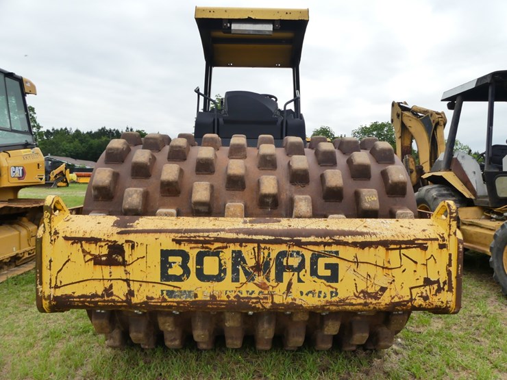 2012-bomag-bw211-image-2