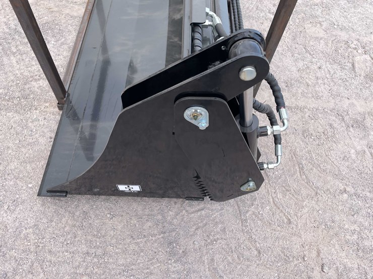 #3109-•-unused-2026-skid-steer-4-in-1-bucket-image-12