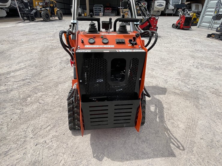 #3052-•-unused-2026-skid-steer-loader-image-9