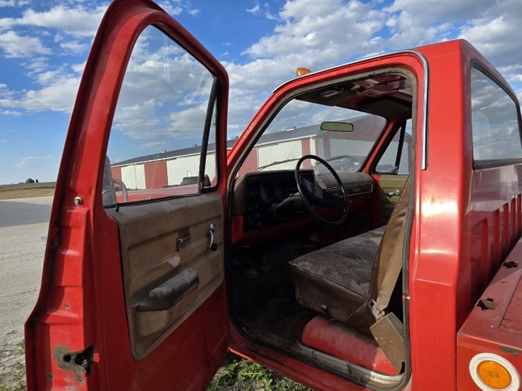 1976-chevrolet-dually-1-ton-pickup-image-4