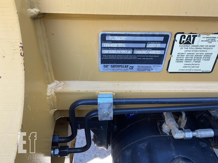 2013-caterpillar-tl943c-image-15