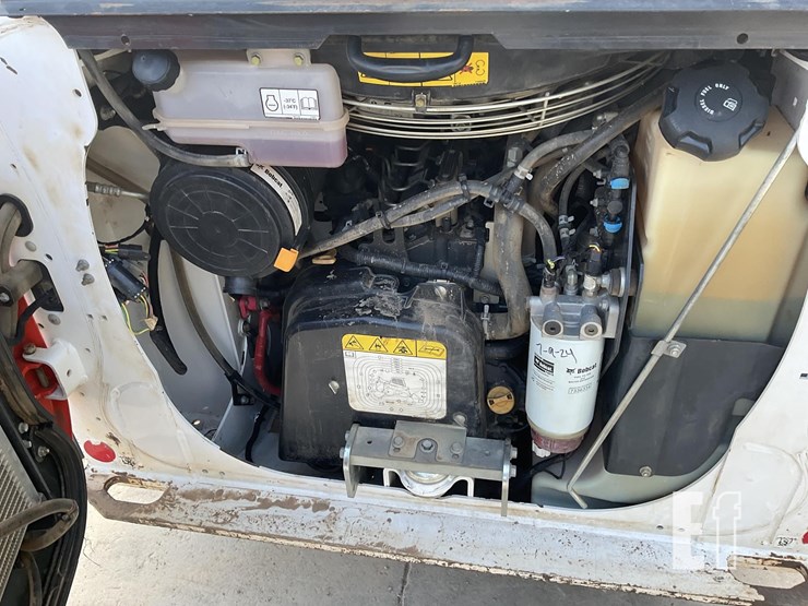 2020-bobcat-t66-image-21