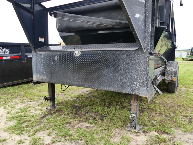 2022-pj-trailers-7'x16'-rollster-image-16