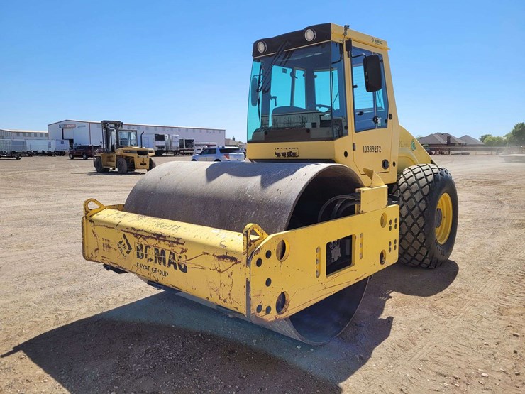 bomag-bw211d-50-image-5
