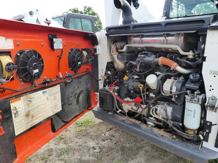 2023-bobcat-t770-image-9