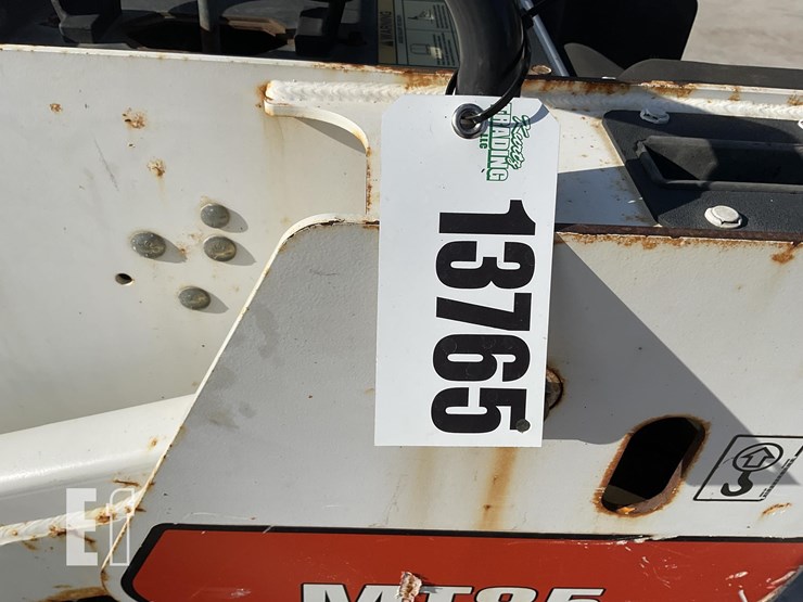 2016-bobcat-mt85-image-19