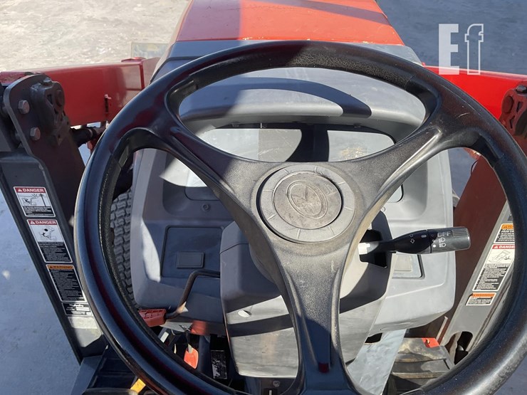 2018-kubota-l47-image-14
