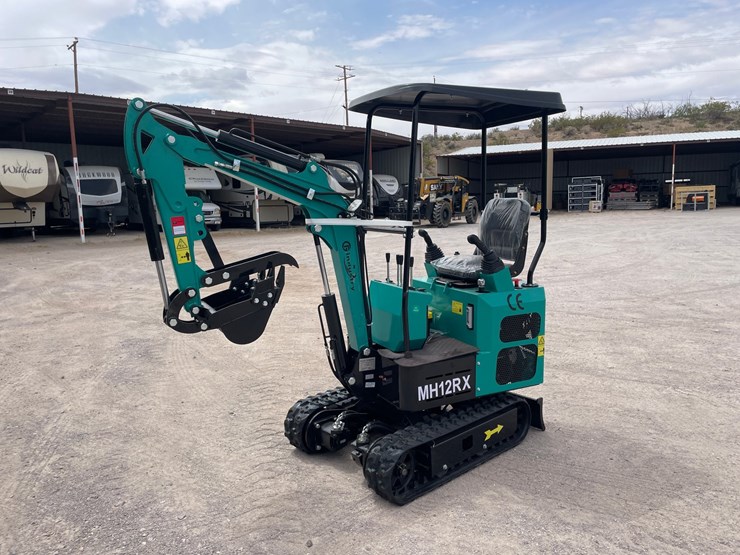 #3004-•-unused-2026-cfg-mini-excavator-image-1