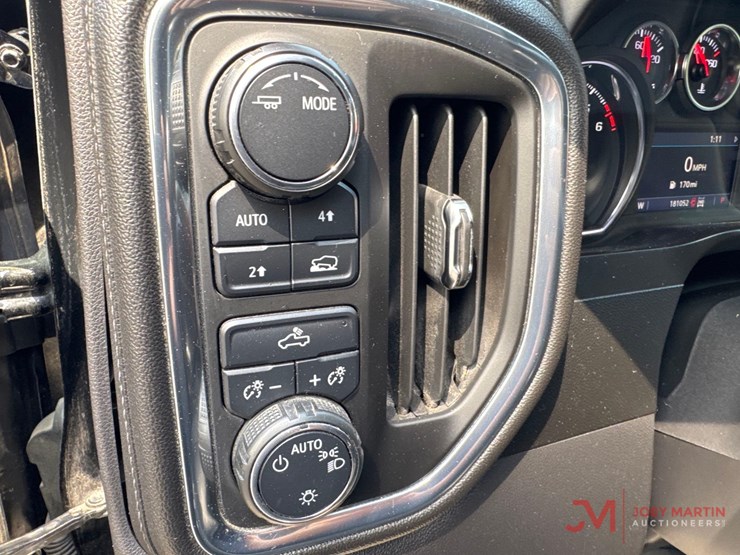 2020-chevrolet-silverado-1500-image-19