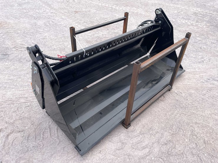 #3110-•-unused-2026-skid-steer-4-in-1-bucket-image-2