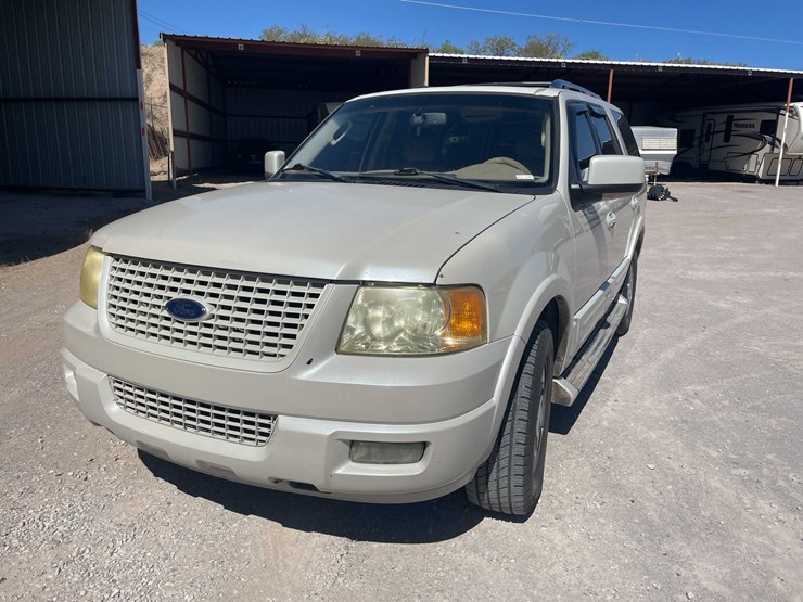2006-ford-expedition-limited-image-2