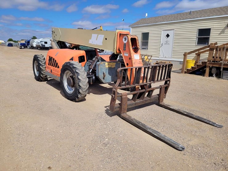 2006-jlg-g9-43a-image-4