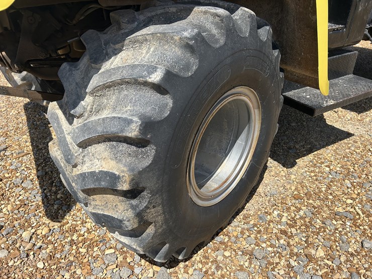 chevy-top-kick-spreader-truck-image-2