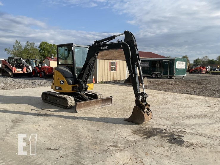 2023-deere-35g-image-6